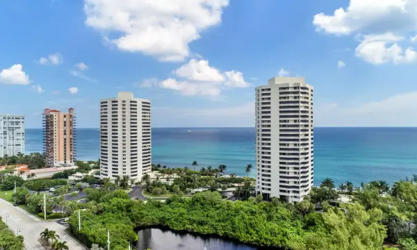 5070 N Ocean Drive 10c, Singer Island, FL 33404