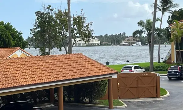 160 Yacht Club Way 209, Hypoluxo, FL 33462