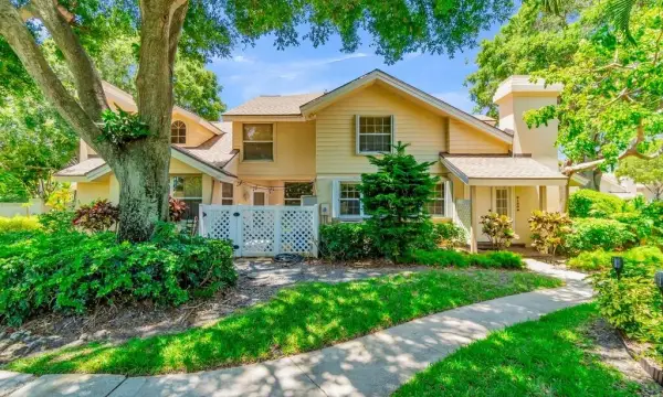 8120 Northboro Court 20a, Lake Clarke Shores, FL 33406