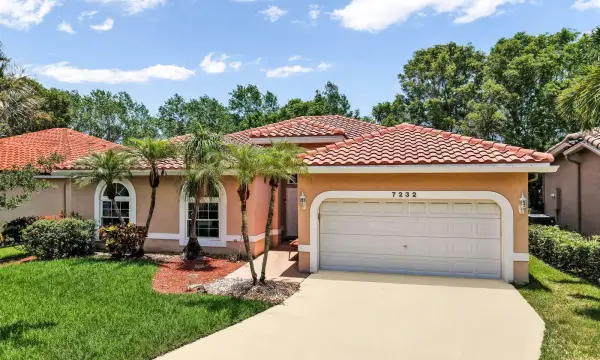 7232 NW 58th Way, Parkland, FL 33067