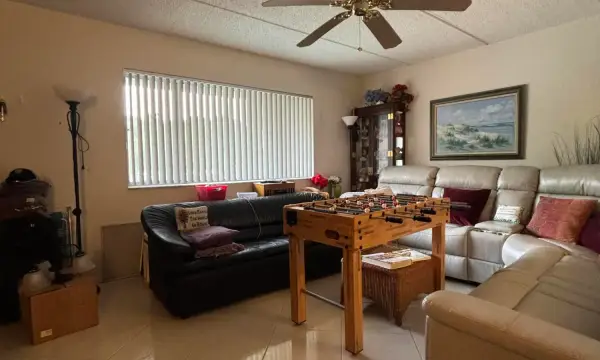 3100 Springdale Boulevard 212, Palm Springs, FL 33461