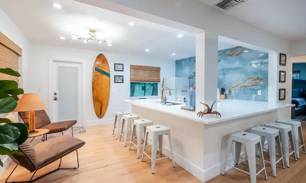 418 N Palmway, Lake Worth Beach, FL 33460
