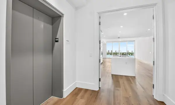220 Lake Shore Drive 1506, Lake Park, FL 33403