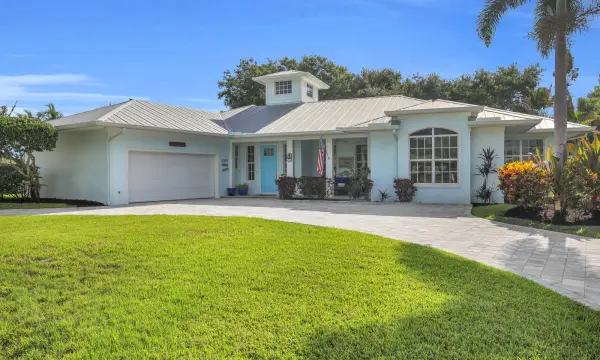 236 Fairway E, Tequesta, FL 33469