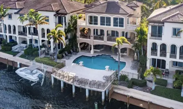 3042 Waterside Circle, Boynton Beach, FL 33435