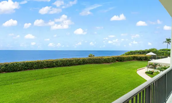 800 Ocean Drive 204, Juno Beach, FL 33408