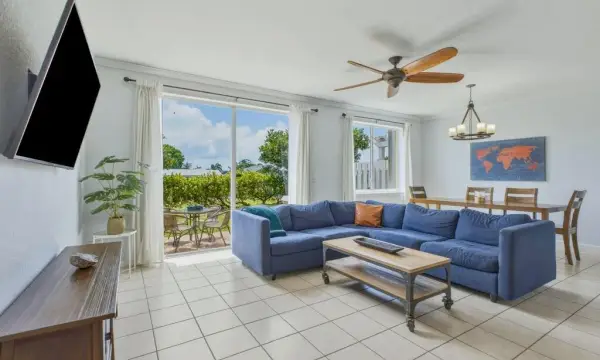 3028 N Evergreen Circle, Boynton Beach, FL 33426