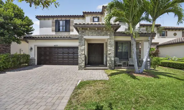 4577 Willow Run Way, Lake Worth, FL 33467