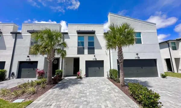 1733 Lindley Street, West Palm Beach, FL 33407