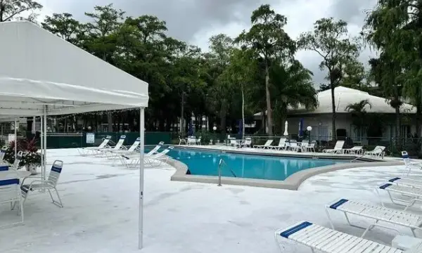 4851 NW 26th Court 338, Lauderdale Lakes, FL 33313