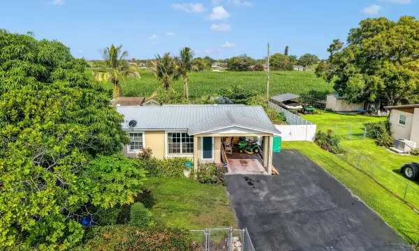 1048 Whitaker Road, Belle Glade, FL 33430