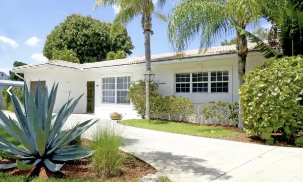 2031 Pleasant Drive, North Palm Beach, FL 33408
