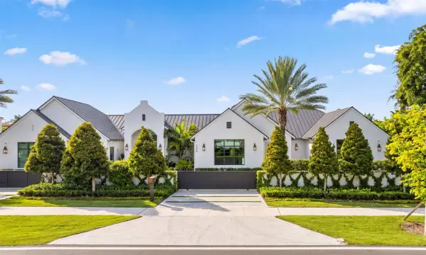 1634 N Swinton Avenue, Delray Beach, FL 33444