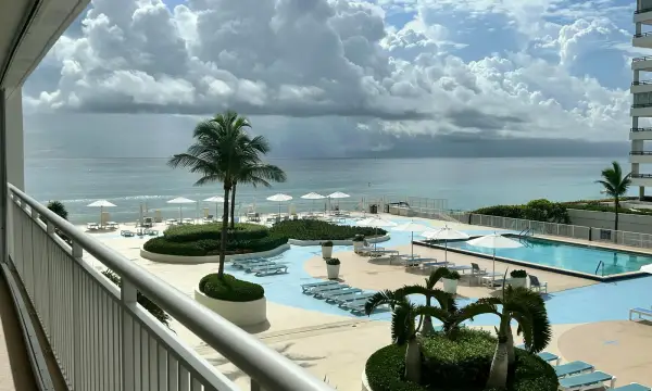 3546 S Ocean Boulevard 405, South Palm Beach, FL 33480