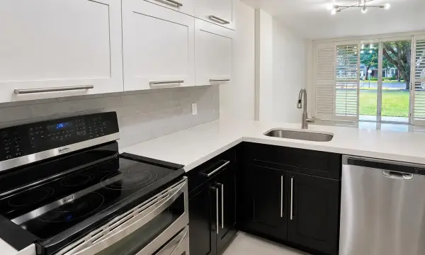 117 Royal Park Drive 1h, Oakland Park, FL 33309