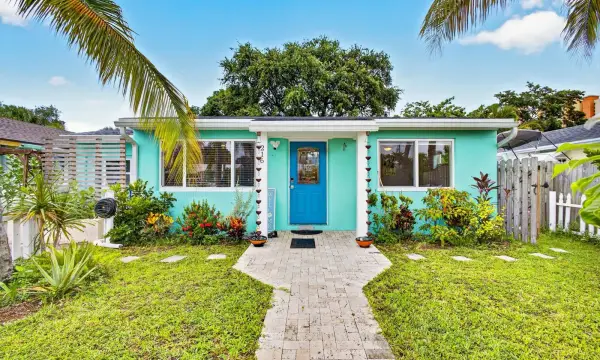 216 E 24th Street, Riviera Beach, FL 33404