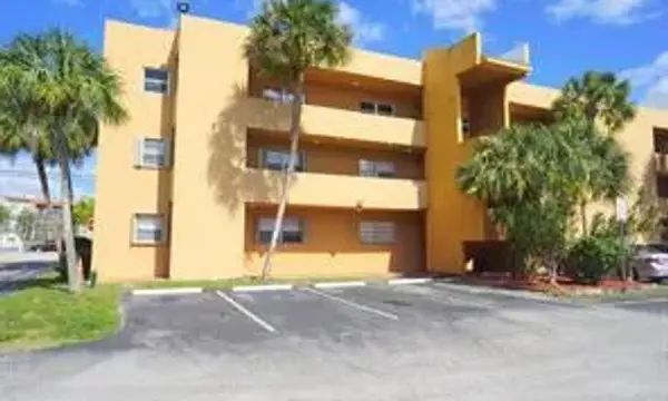1891 SW 81st Avenue 211, North Lauderdale, FL 33068
