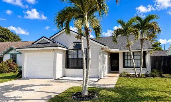 1228 Chippewa Street, Jupiter, FL 33458