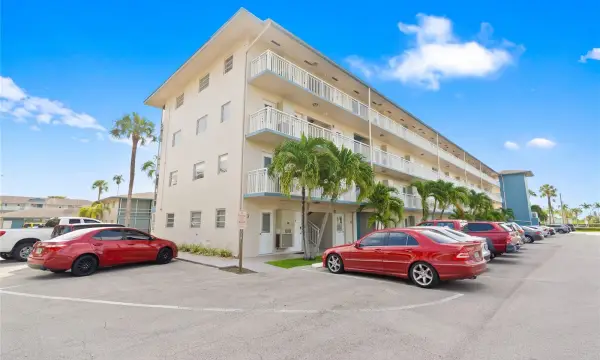 5800 W Margate Boulevard 346-3, Margate, FL 33063