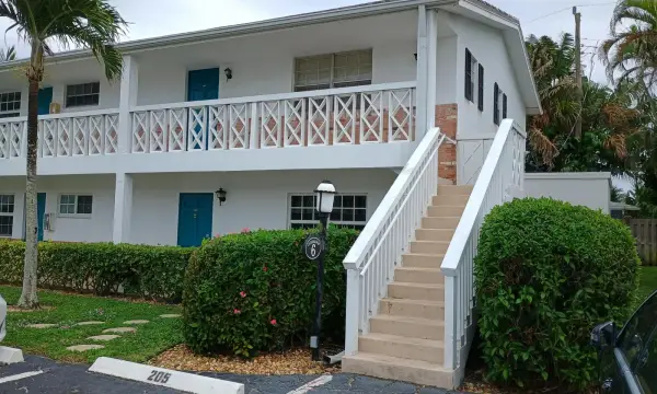 5505 N Ocean Boulevard N 6-206, Ocean Ridge, FL 33435