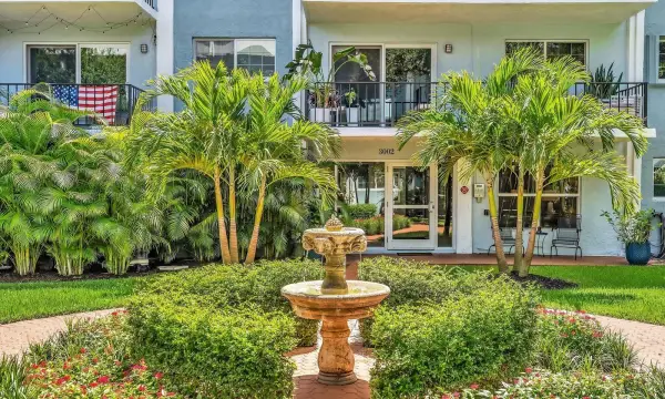 3002 NE 5th Terrace 105-b, Wilton Manors, FL 33334