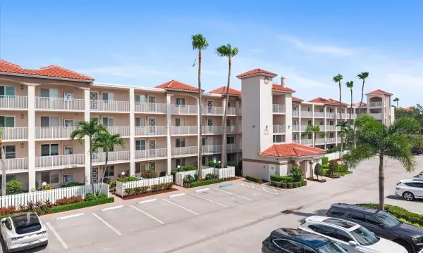 14111 Royal Vista Drive 405, Delray Beach, FL 33484