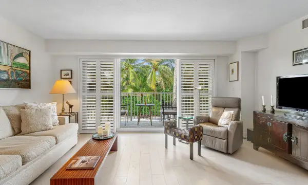 223 Atlantic Avenue 2b, Palm Beach, FL 33480