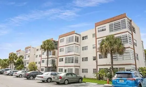 4046 NW 19th Street 210, Lauderhill, FL 33313