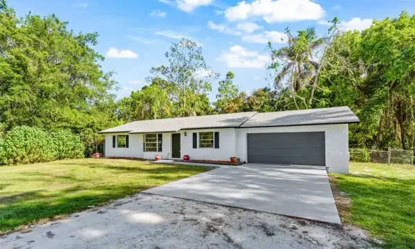 11852 47th Road N, The Acreage, FL 33411