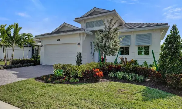 14076 Bastille Street, Palm Beach Gardens, FL 33412