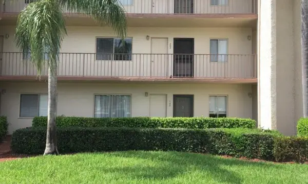 4070 Tivoli Court 202, Lake Worth, FL 33467