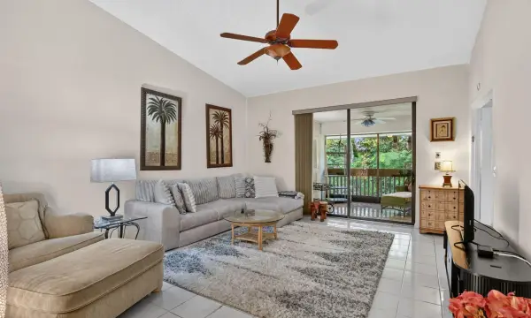 9364 Sable Ridge Circle D, Boca Raton, FL 33428