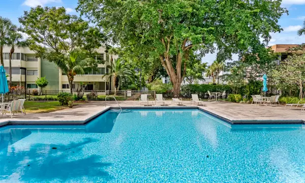 5155 E Sabal Palm Boulevard 209, Tamarac, FL 33319