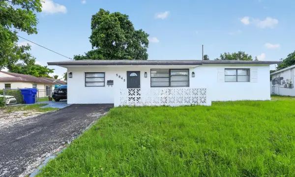 5845 Arthur Street, Hollywood, FL 33021