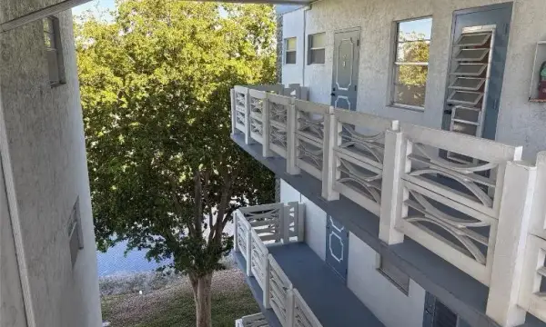 4050 NW 42nd Avenue 415, Lauderdale Lakes, FL 33319