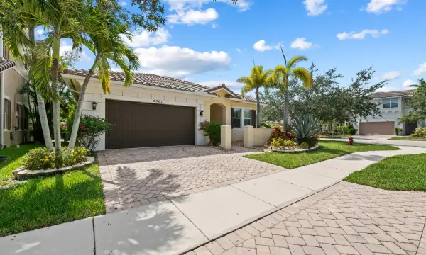 8361 NW 120th Way, Parkland, FL 33076