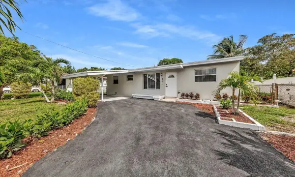 6311 SW 2nd Street, Margate, FL 33068