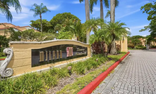 1707 Village Boulevard 108, West Palm Beach, FL 33409