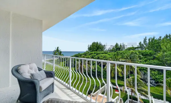 2774 S Ocean Boulevard 506, Palm Beach, FL 33480