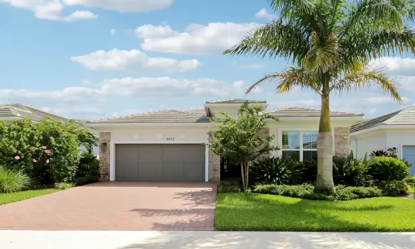 9952 Regency Way, Palm Beach Gardens, FL 33412
