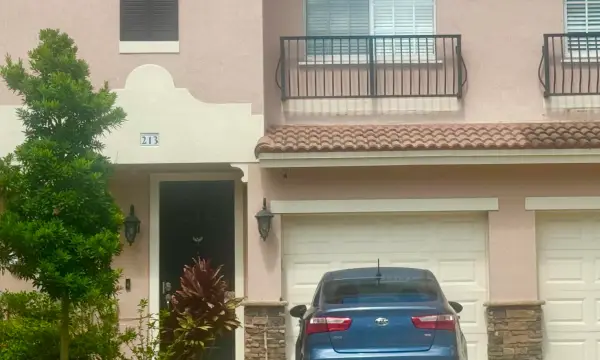 213 Las Brisas Circle, Sunrise, FL 33326