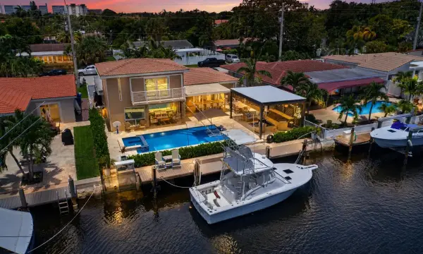 2360 SE 13th Court, Pompano Beach, FL 33062