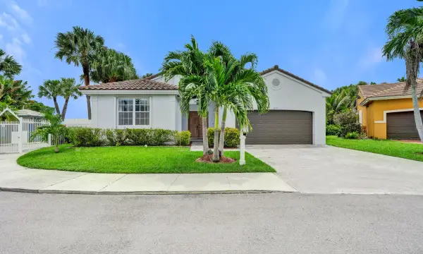 3274 NW 22nd Avenue, Oakland Park, FL 33309