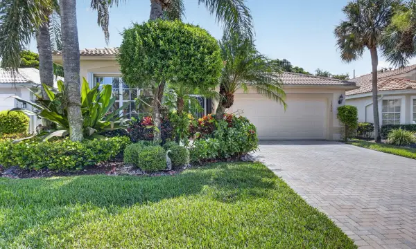 13064 Aliso Beach Drive, Delray Beach, FL 33446