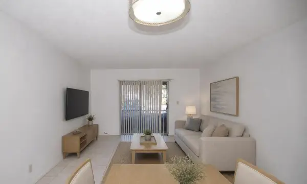 257 S Cypress Road 406, Pompano Beach, FL 33060