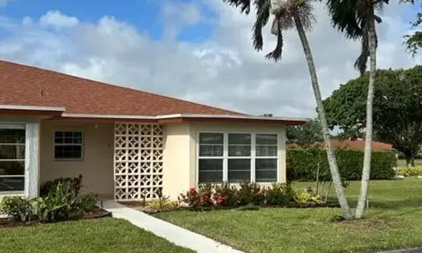 4585 NW 3rd Street D, Delray Beach, FL 33445