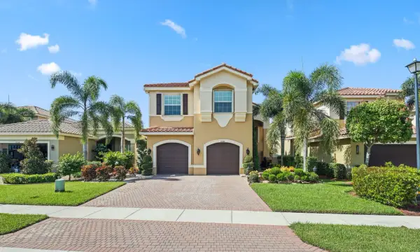 8160 Cantabria Falls Drive, Boynton Beach, FL 33473