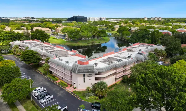 2850 Forest Hills Boulevard 211, Coral Springs, FL 33065