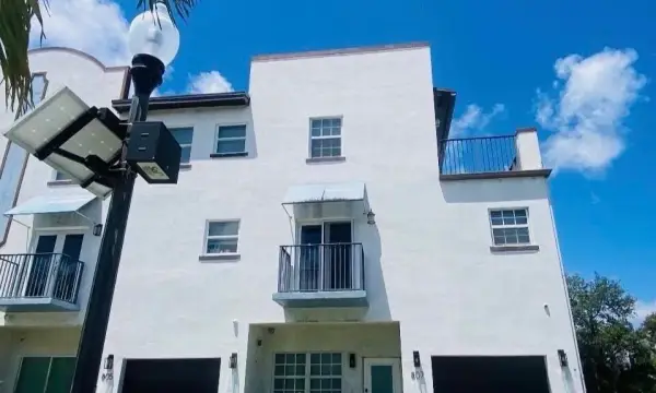 807 NW 1st Avenue, Fort Lauderdale, FL 33311