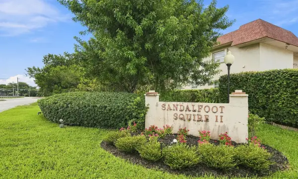 9200 SW 3rd Street 111, Boca Raton, FL 33428